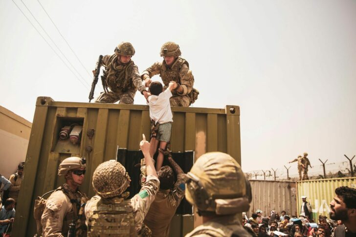 2021-08-27T214016Z_1024387907_RC2XDP9PL1VM_RTRMADP_3_AFGHANISTAN-CONFLICT-BRITAIN-JOHNSON