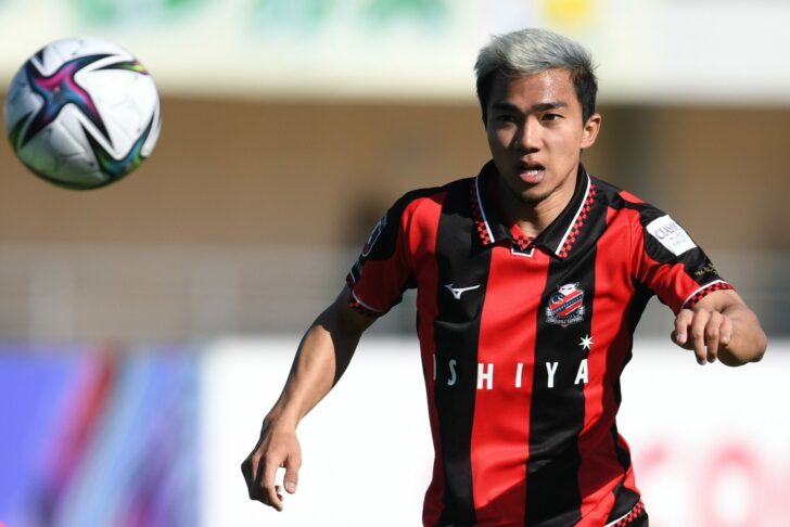 Shonan Bellmare v Consadole Sapporo - J.League Meiji Yasuda J1