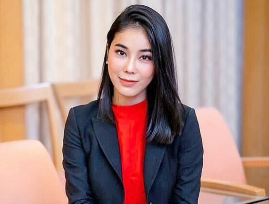 คอฟฟี่เบรก : ก็คนมันรัก หลังลาออกจากตำแหน่งโฆษกกระทรวงอุตสาหกรรม