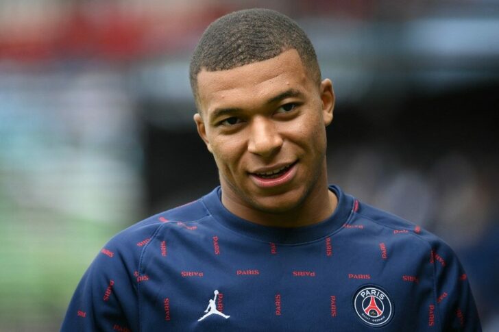FBL-FRA-LIGUE1-PSG-CLERMONT