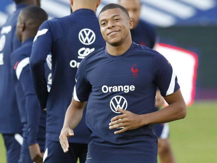 World Cup - UEFA Qualifiers - France training