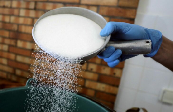 2021-09-20T110858Z_61430213_RC2NTP9AUNQE_RTRMADP_3_INDIA-SUGAR-EXPORTS (1)