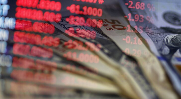 คิดเห็นแชร์ : นักลงทุนโยกย้ายเงินเข้าตลาดหุ้นมากเกินไปหรือยัง?