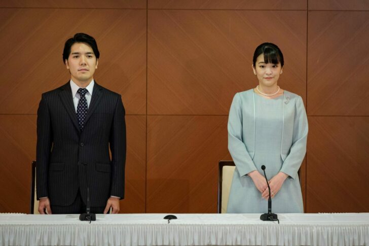 2021-10-26T062644Z_175880330_RC2IHQ9HAS1L_RTRMADP_3_JAPAN-ROYALS-WEDDING