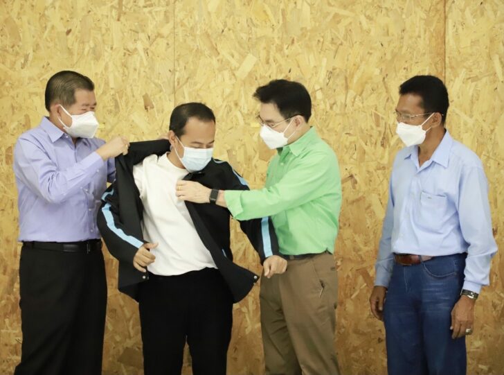 จุรินทร์เปิดตัวส.ส.