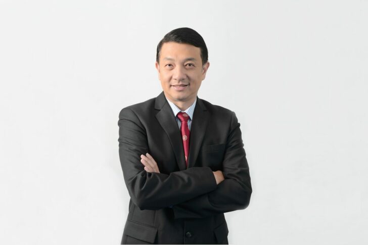 นายพีรพงศ์ กรินชัย