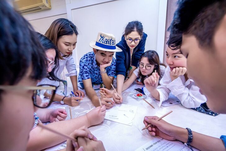 ภาพตัวอย่างการส่งเสริมกลุ่มคนรุ่นใหม่_3