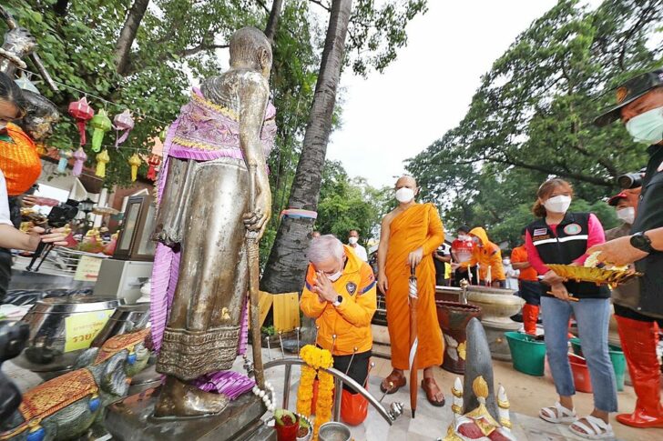 สุวัจน์
