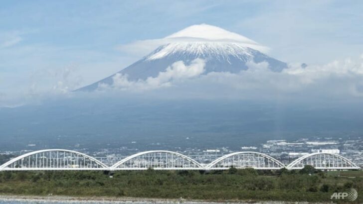 Meteorologia giapponese Il Monte Fuji esplode!  Dopo il terremoto del 4.8, le persone sono andate nel panico fino a quando non è diventato popolare su Twitter.