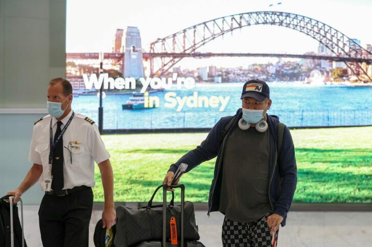 2021-11-30T081834Z_2112866912_RC2M4R945D72_RTRMADP_3_HEALTH-CORONAVIRUS-AUSTRALIA