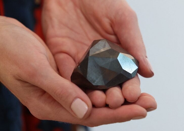 UAE-DIAMOND