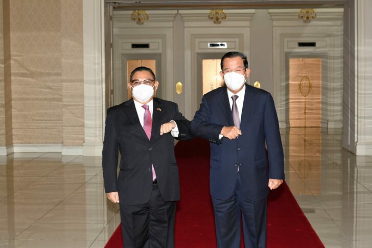 2021-12-07T030512Z_1069177656_RC219R9T4YQP_RTRMADP_3_MYANMAR-POLITICS-CAMBODIA
