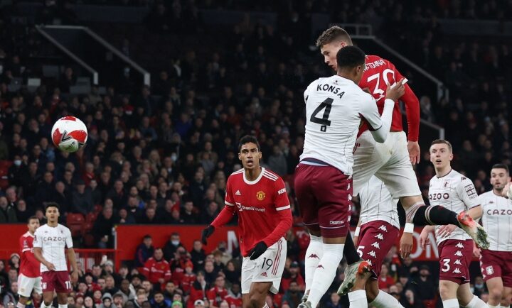 FA Cup Third Round - Manchester United v Aston Villa