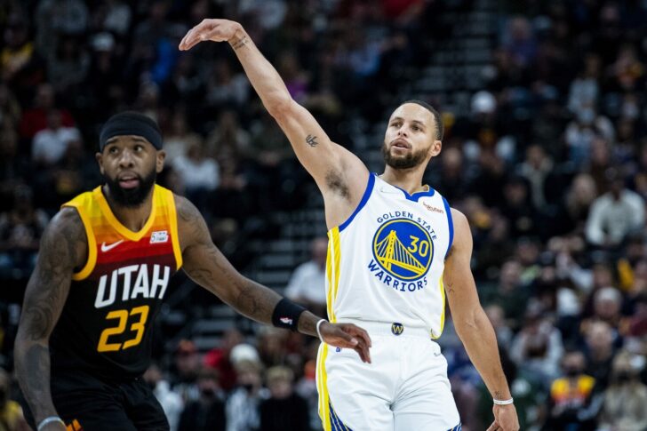 Stephen Curry, Royce O'Neale