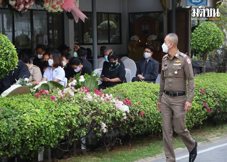 พล.ต.ต.นครินทร์ สุคนธวิท