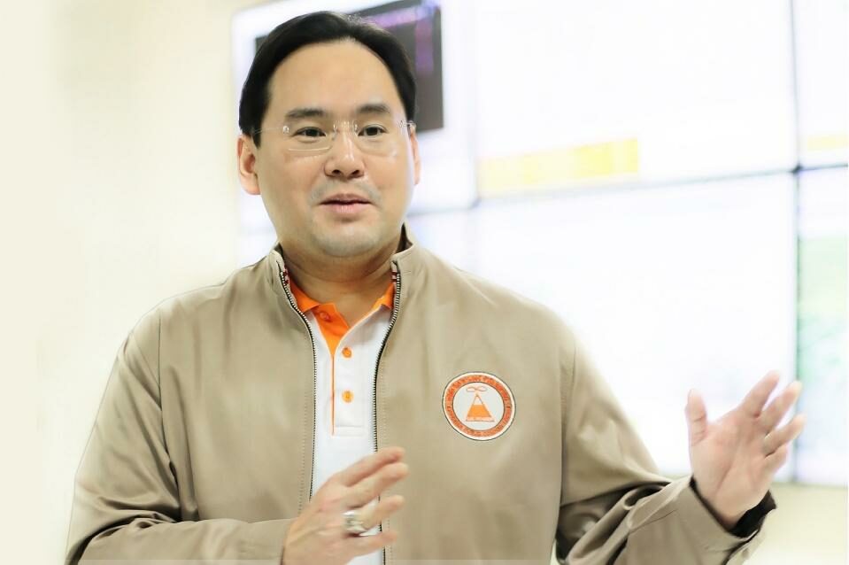 นายธนวัฒน์ ตรีวิศวเวทย์ กรรมการผู้จัดการ บริษัท ซีเค พาวเวอร์ จำกัด (มหาชน)