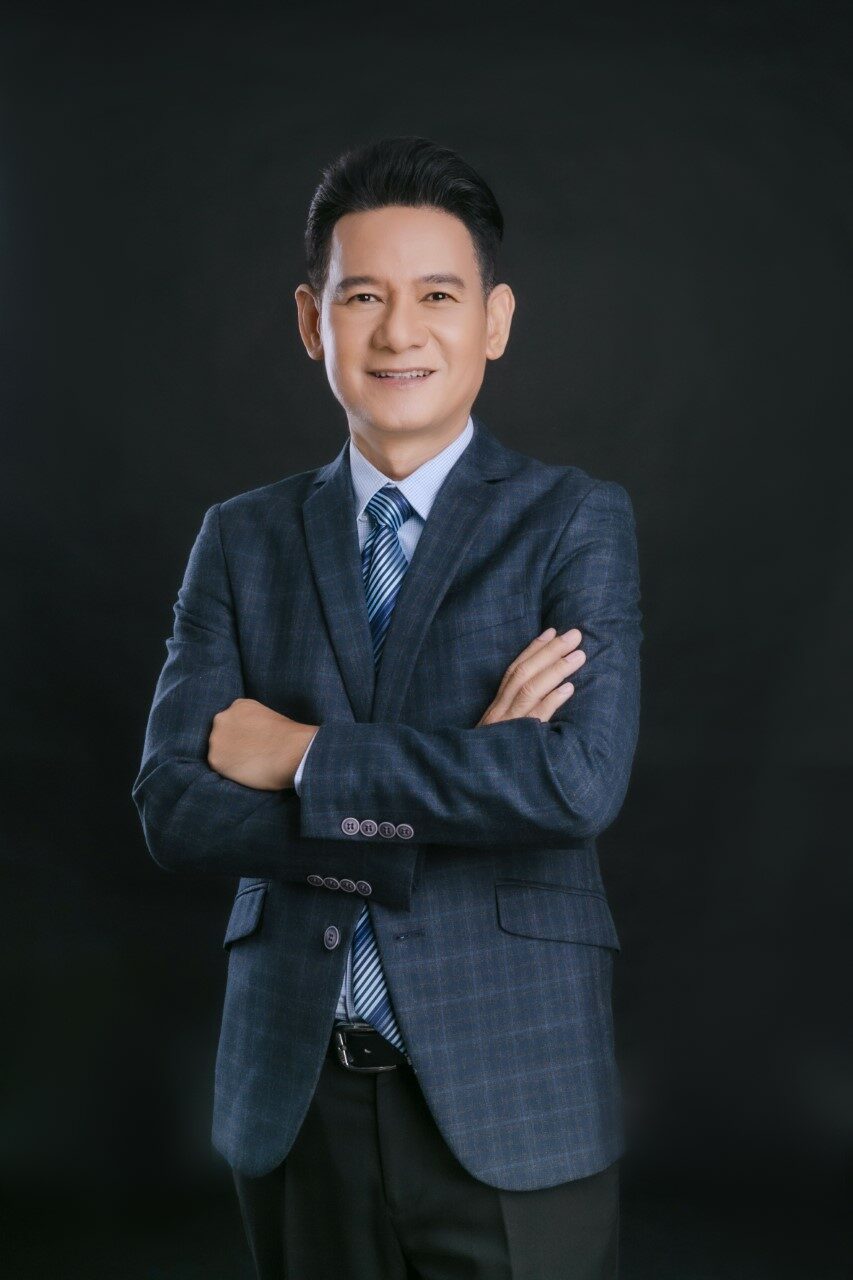 นายนพดล ทองสม