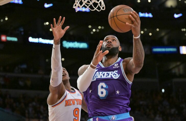 NBA: New York Knicks at Los Angeles Lakers