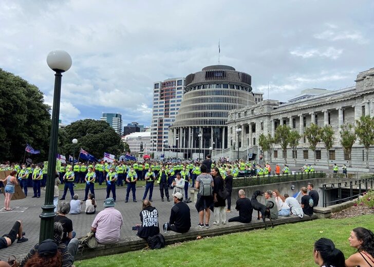 2022-02-09T232821Z_1710226784_RC2MGS9GNKZ0_RTRMADP_3_HEALTH-CORONAVIRUS-NEWZEALAND