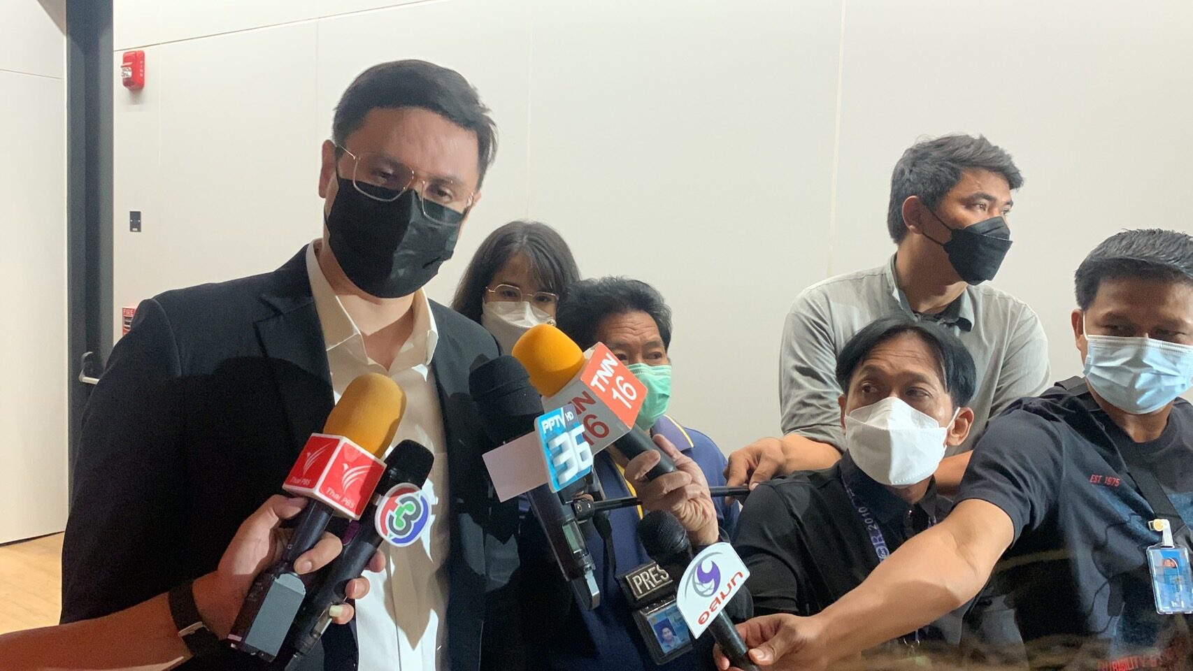 รังสิมันต์ โรม