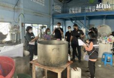 อย.-ปคบ.บุกจับแหล่งผลิตไส้กรอกพิษ เจ้าของรับใส่สารกันบูดเกิน สั่งปิด รง.เอาผิด 3 กระทง