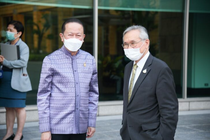 ดส