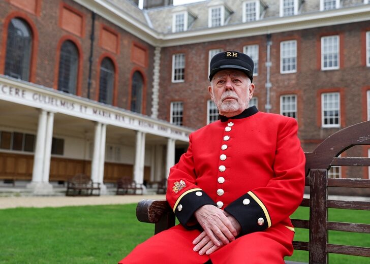 Retired soldiers of the British Army look back on the life and reign of Britain's Queen Elizabeth
