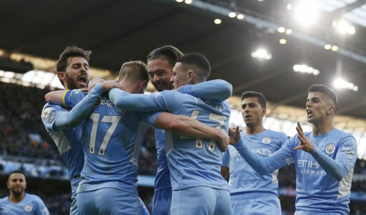 Premier League - Manchester City v Manchester United