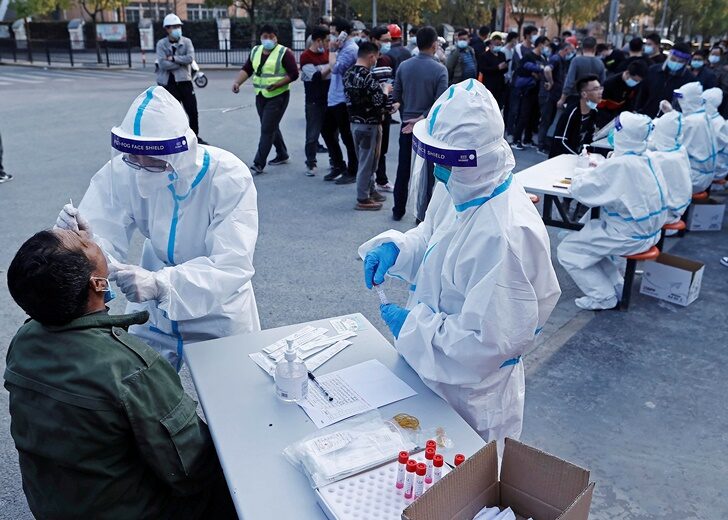 Makeshift nucleic acid testing site in Shanghai