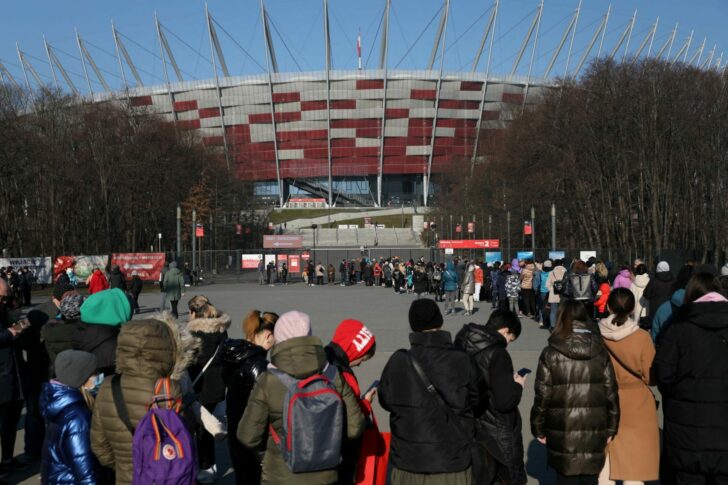 2022-03-19T163444Z_1129730045_RC2K5T9Z7208_RTRMADP_3_UKRAINE-CRISIS-POLAND