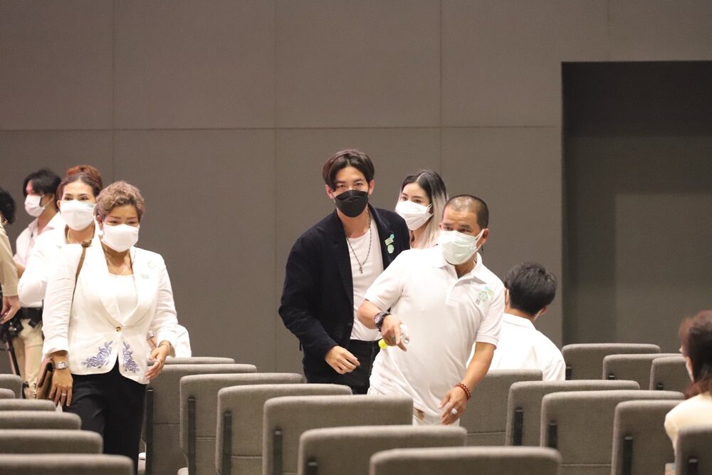 โตโน่