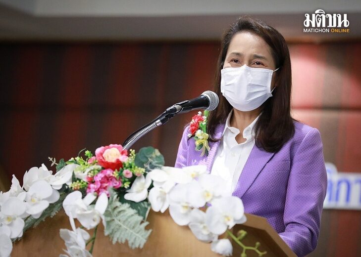 กนกวรรณ เว็บ