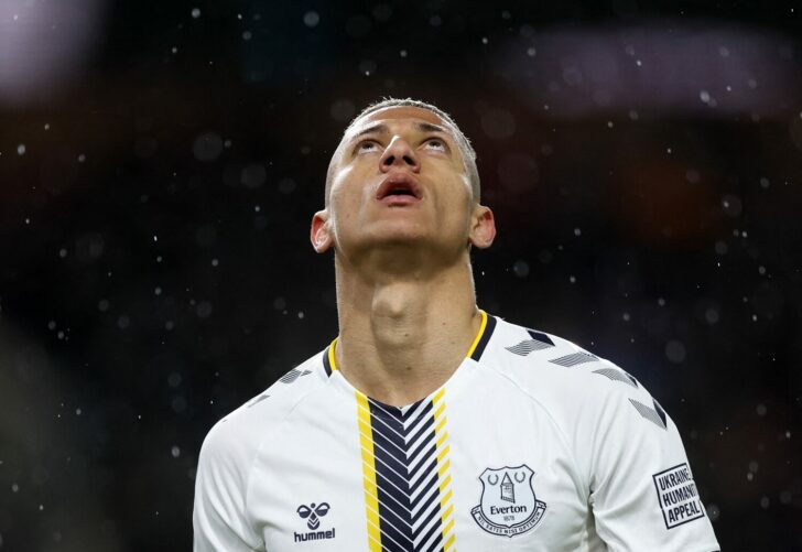 Premier League - Burnley v Everton
