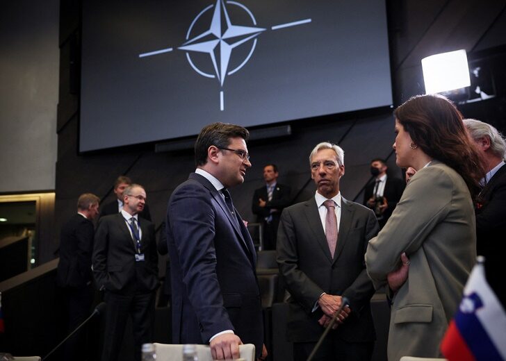 NATO foreign ministers and Ukrainian foreign minister meet in Brussels