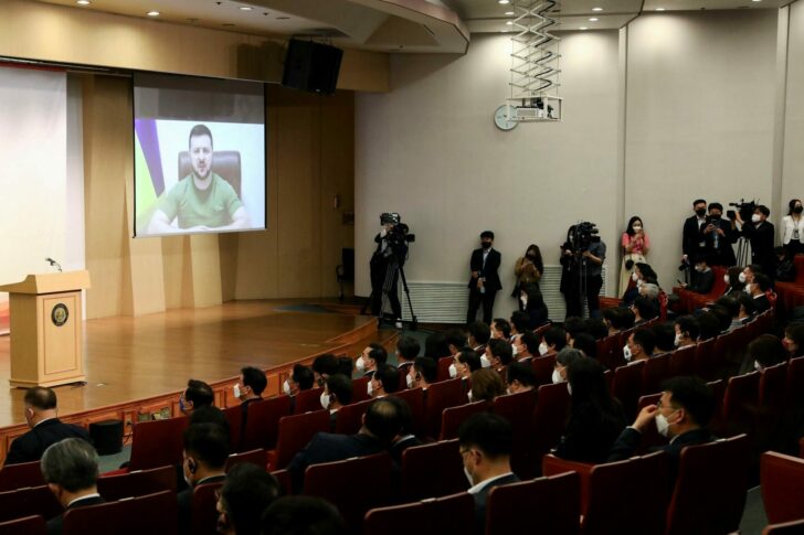 2022-04-11T091315Z_1639099911_RC2XKT9Y6VN7_RTRMADP_3_UKRAINE-CRISIS-ZELENSKIY-SOUTHKOREA