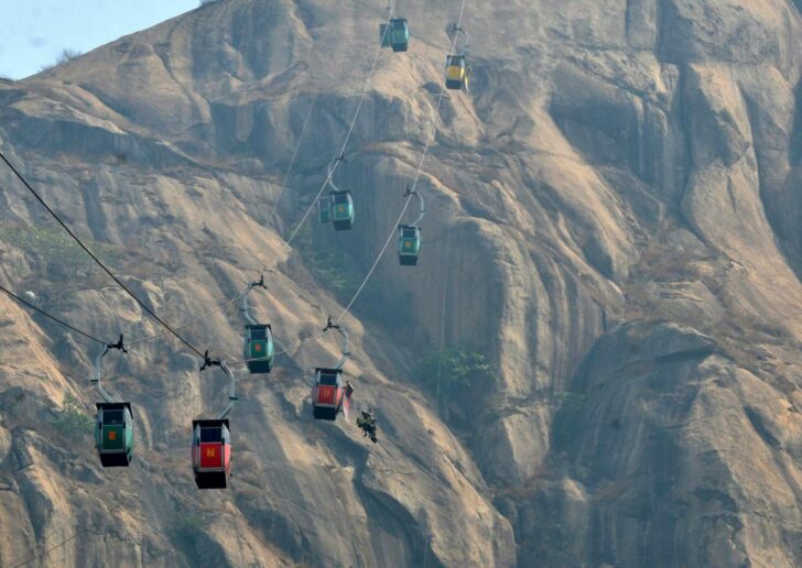 2022-04-12T155941Z_1589792906_RC2ELT9PDT09_RTRMADP_3_INDIA-ACCIDENT-CABLECAR