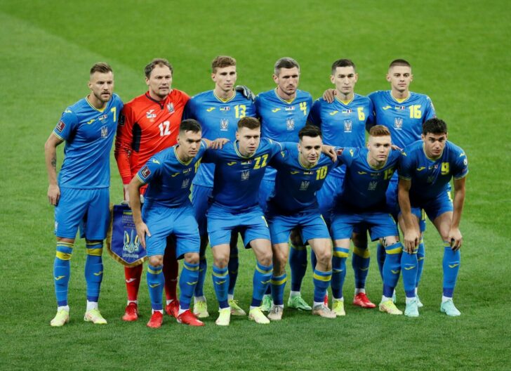 2022-04-14T192333Z_721590627_RC27NT9NF5M5_RTRMADP_3_UKRAINE-CRISIS-SOCCER-WORLDCUP