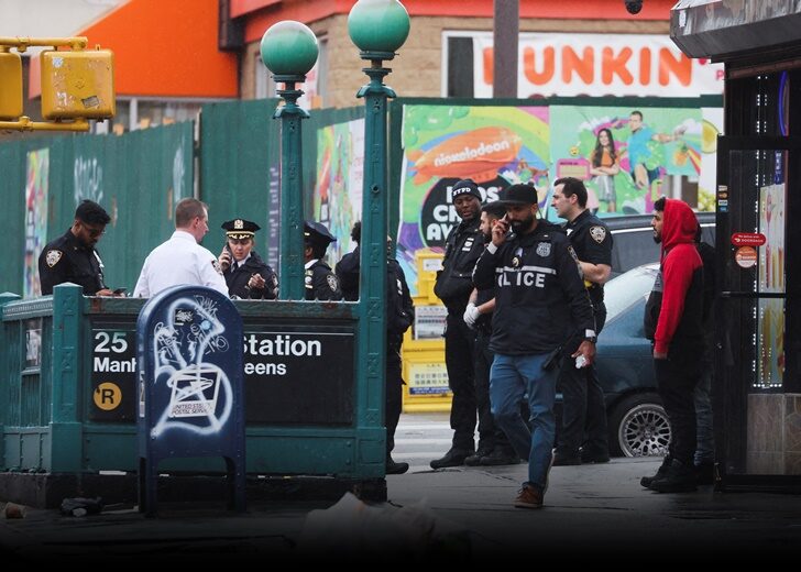Shooting at a subway station in New York City นิวยอร์ก