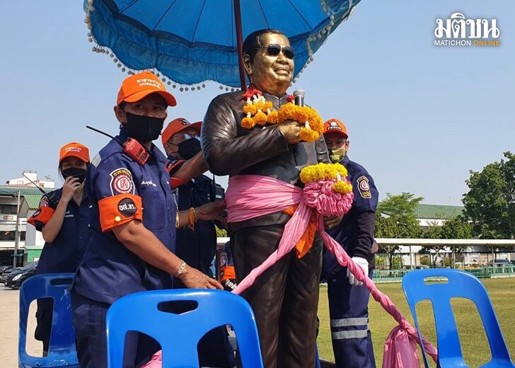 รูปปั้นไวพจน์