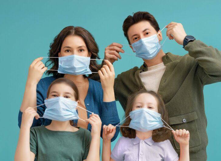Family,Is,Wearing,Facemasks,During,Coronavirus,And,Flu,Outbreak.,Virus
