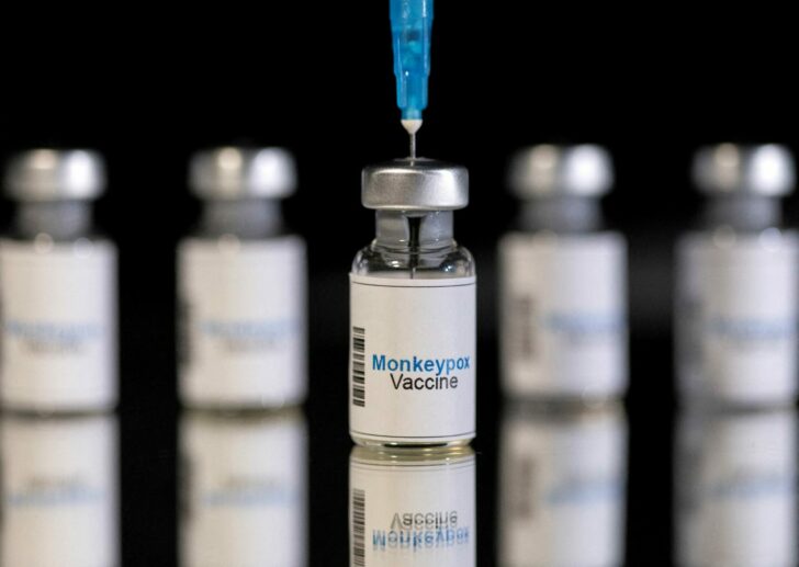 2022-05-26T113509Z_1569442595_RC2IEU9LAPA9_RTRMADP_3_HEALTH-MONKEYPOX-AFRICA