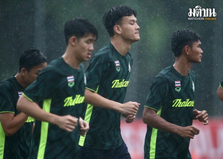 ชนภัช บัวพันธ์ copy