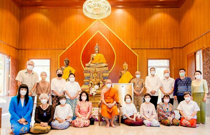 ถวายพระ