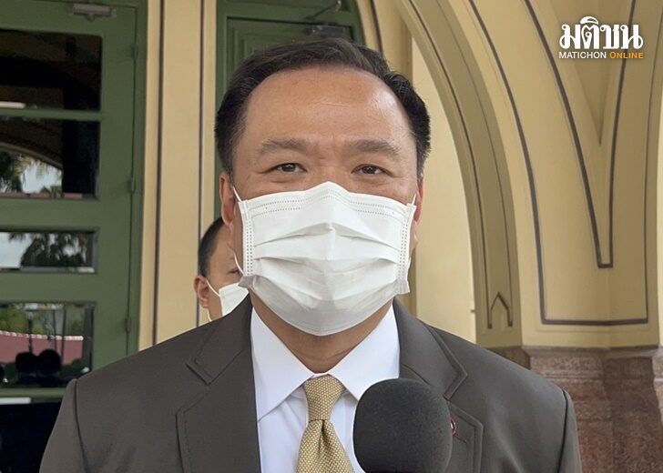 ปก-อนุทิน ชาญวีรกูล