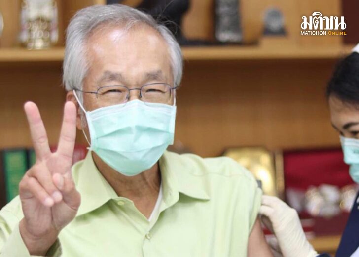 หมอมนูญ เล่าเหตุตัดสินใจฉีดเข็ม 5 ‘โมเดอร์นา’ ย้ำวัคซีนยังสำคัญ