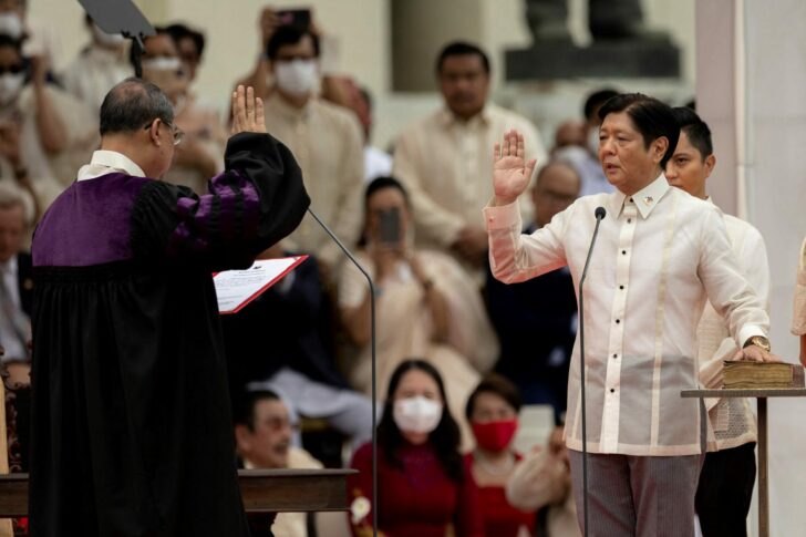 2022-06-30T064631Z_91374131_RC232V9FEPB5_RTRMADP_3_PHILIPPINES-POLITICS
