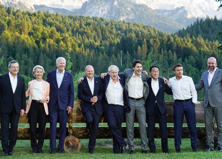 G7-summit-germany-leader-group-photo