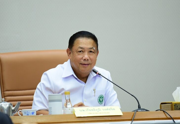 สธ.ปรับแจ้งเตือนภัยโควิด-19 เป็นระดับ 2 ทั่วประเทศ กลุ่ม608-รับวัคซีนไม่ครบ งดเข้าสถานบันเทิง