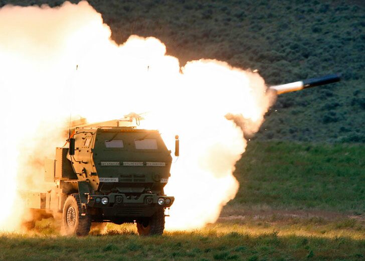 M142-High-Mobility-Artillery-Rocket-Systems-(HIMARS)