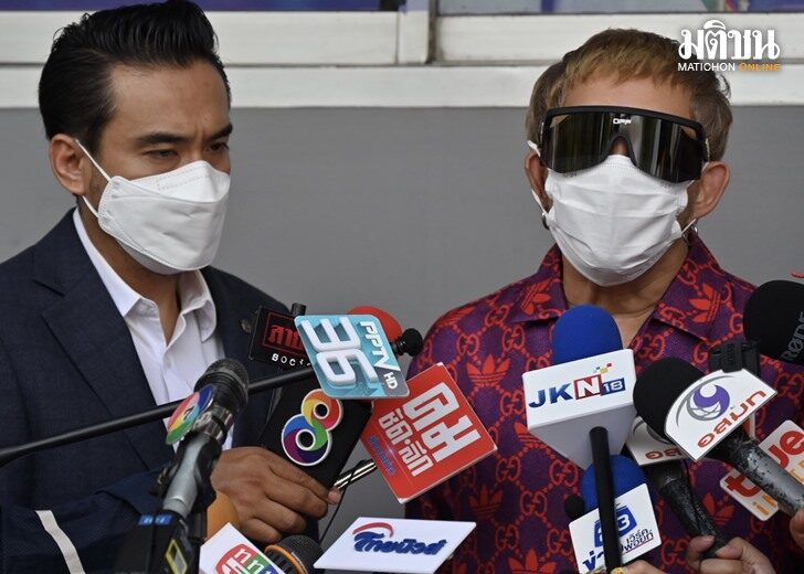 พจน์ อานนท์